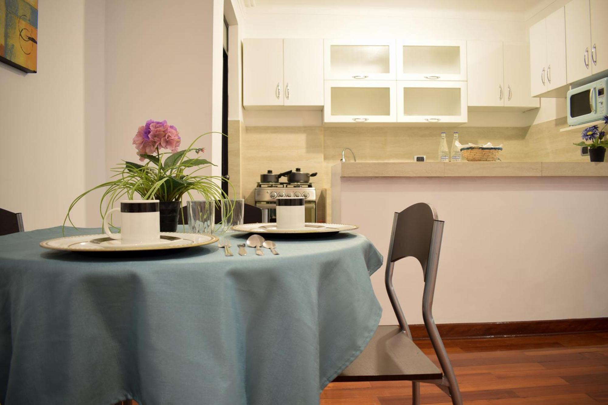 Rhouse Aparthotel 3*