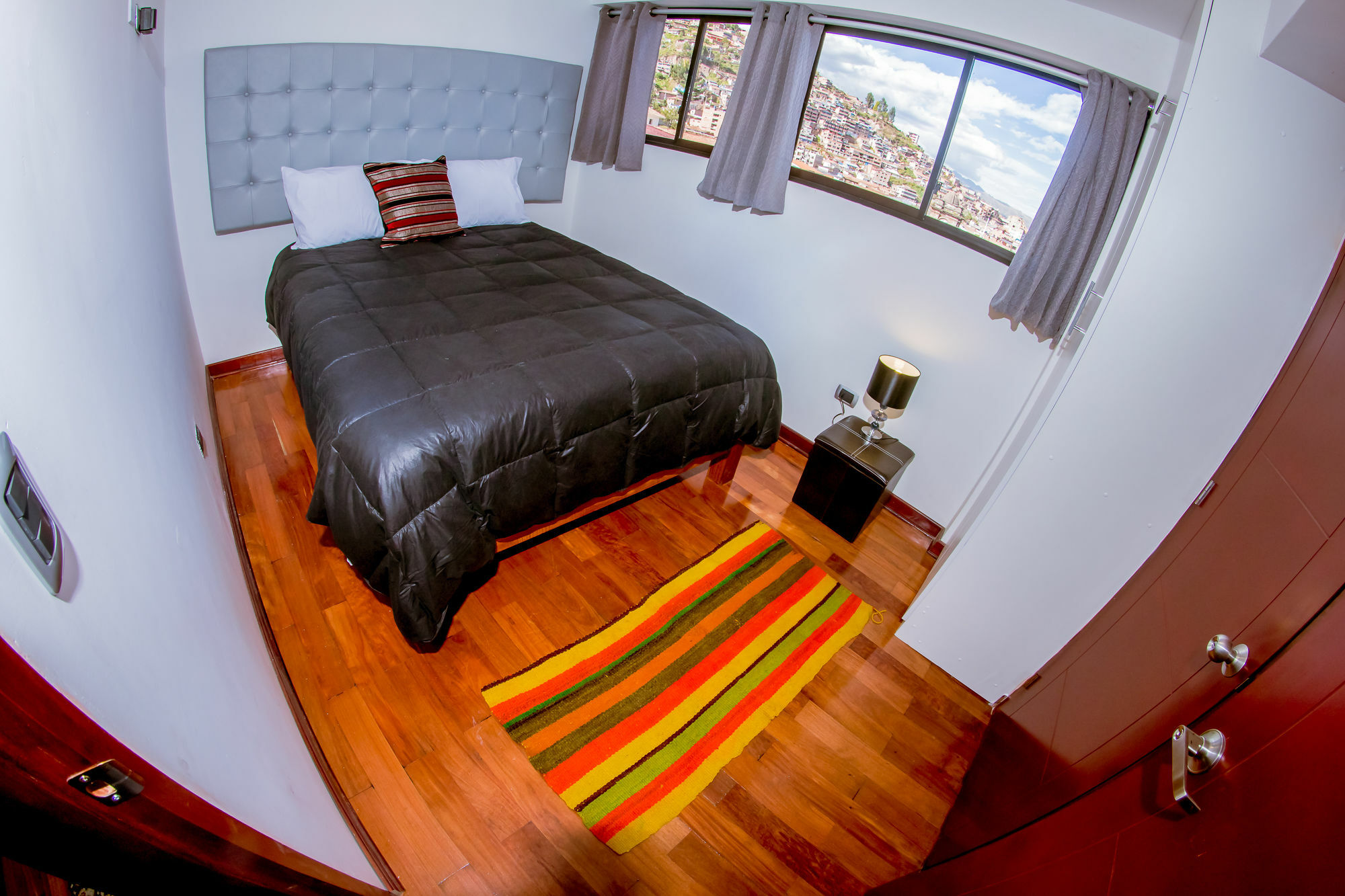 Rhouse Cusco